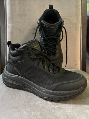 Skechers Work Street Treader–Scorron Slip Resistant Work Boots – Men's Size 8.5